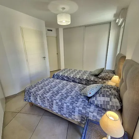 Ca395-a201 4 Pièces 6 Personnes Sur Appartement Cavalaire-sur-Mer